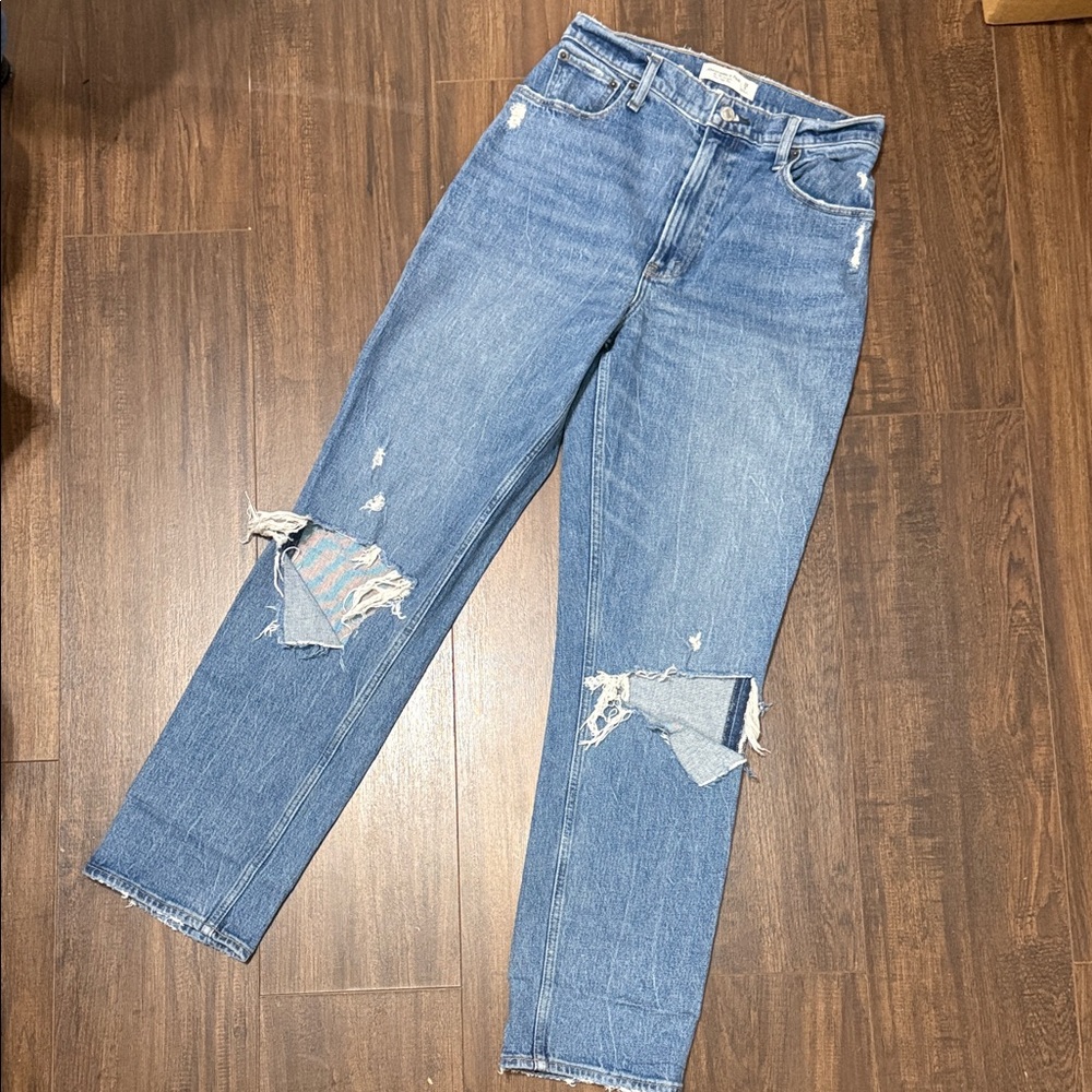 Abercrombie & Fitch Distressed 90s Straight Ultra High Rise Jeans